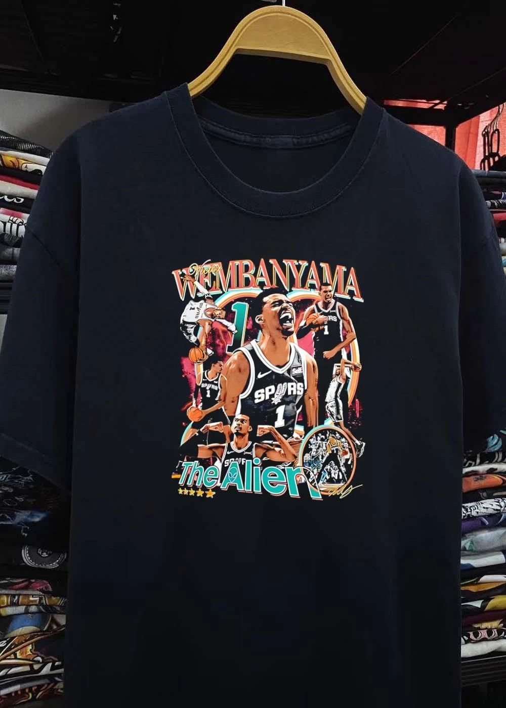Victor Wembanyama The Alien San Antonio Spurs T-Shirt