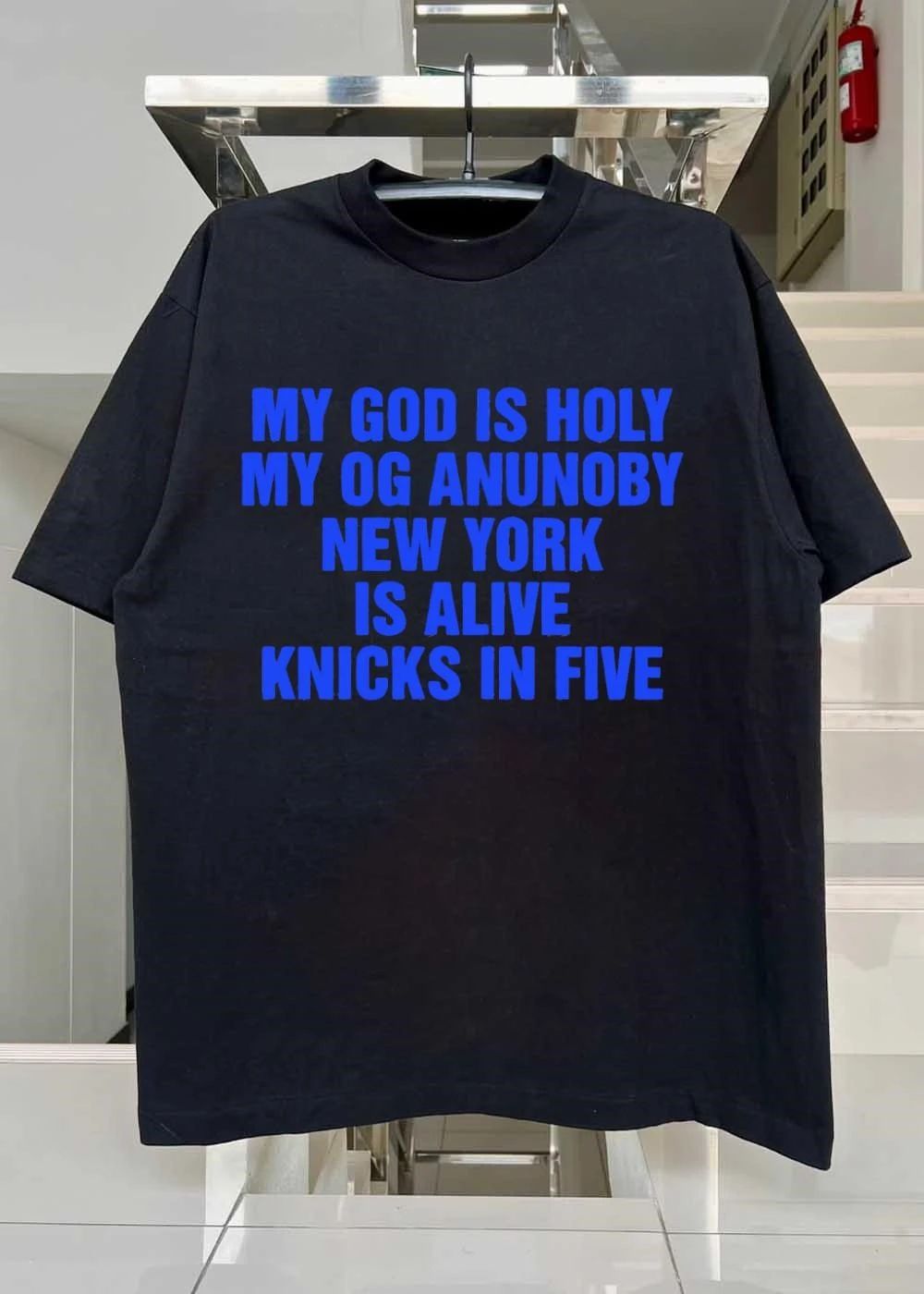 Knicks Fan Gear ‘ My God Is Holy Og Anunoby New York Is Alive In Five T-Shirt