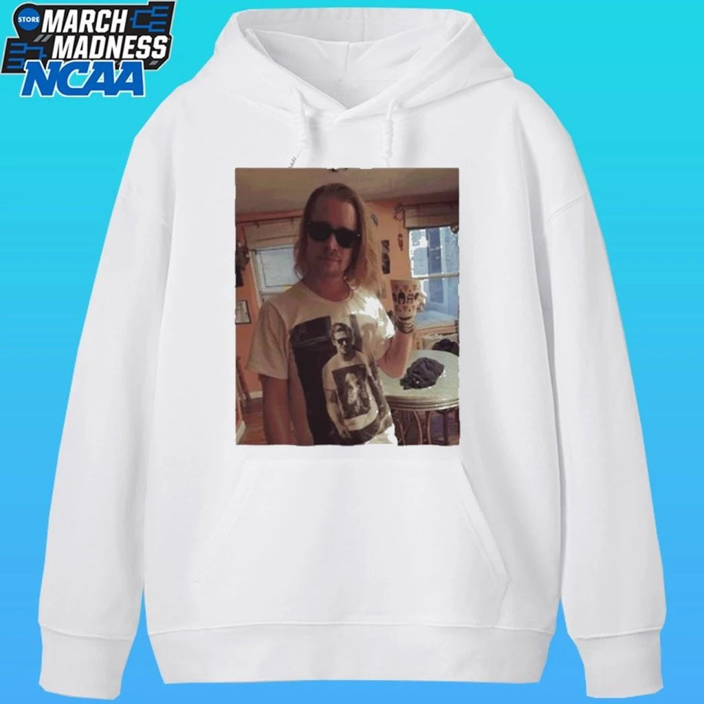 Ryan Gosling Wears Of Macaulay Culkin Wearing Ryan Gosling Shirt
