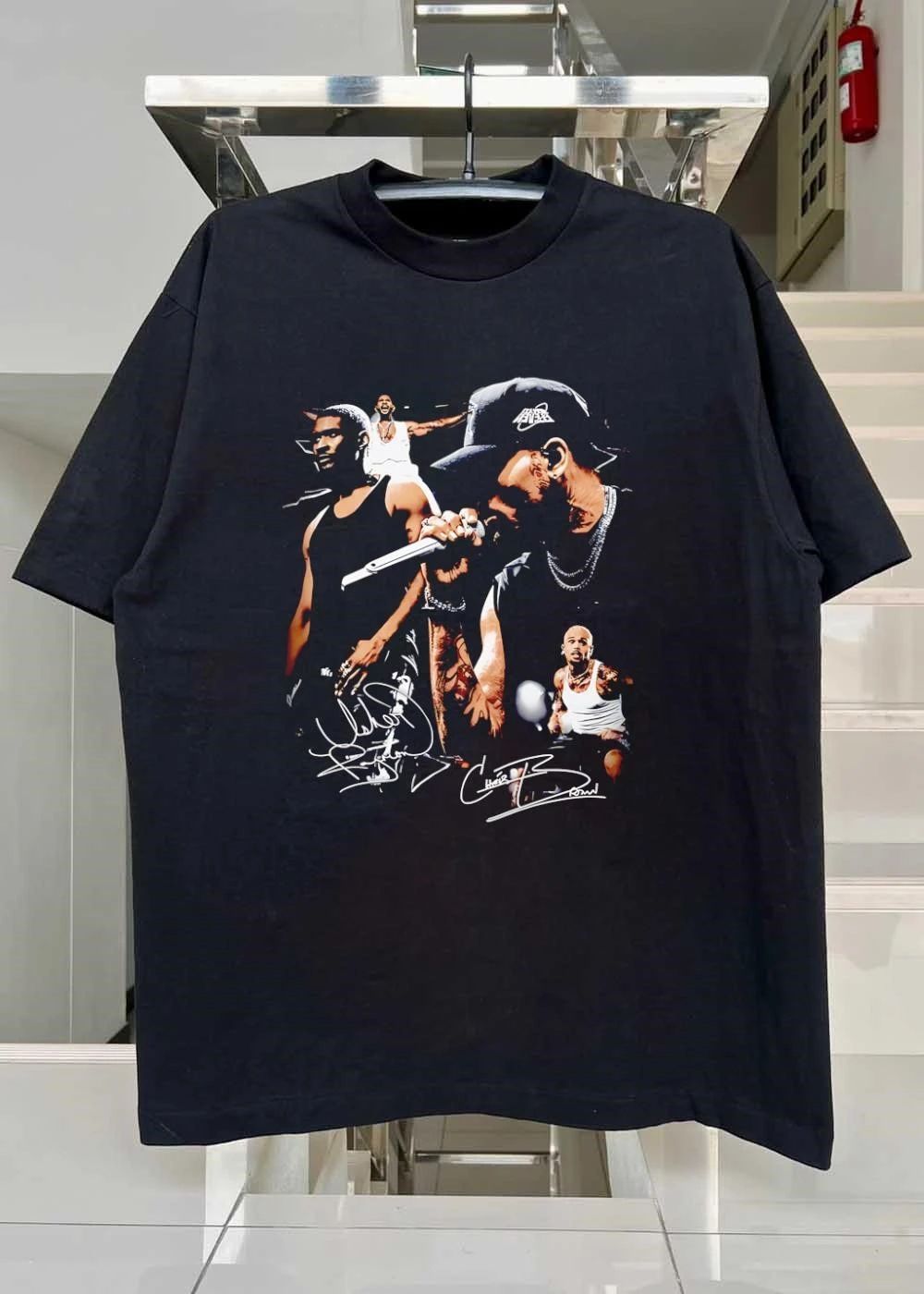Usher and Chris Brown Singing Concert Posters Signature Music T-Shirt