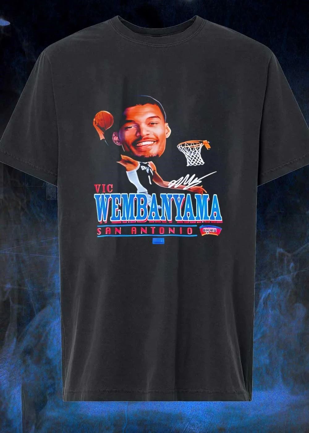 Vic Wembanyama Autograph Dunking Vic Wembanyama San Antonio Spurs T-Shirt