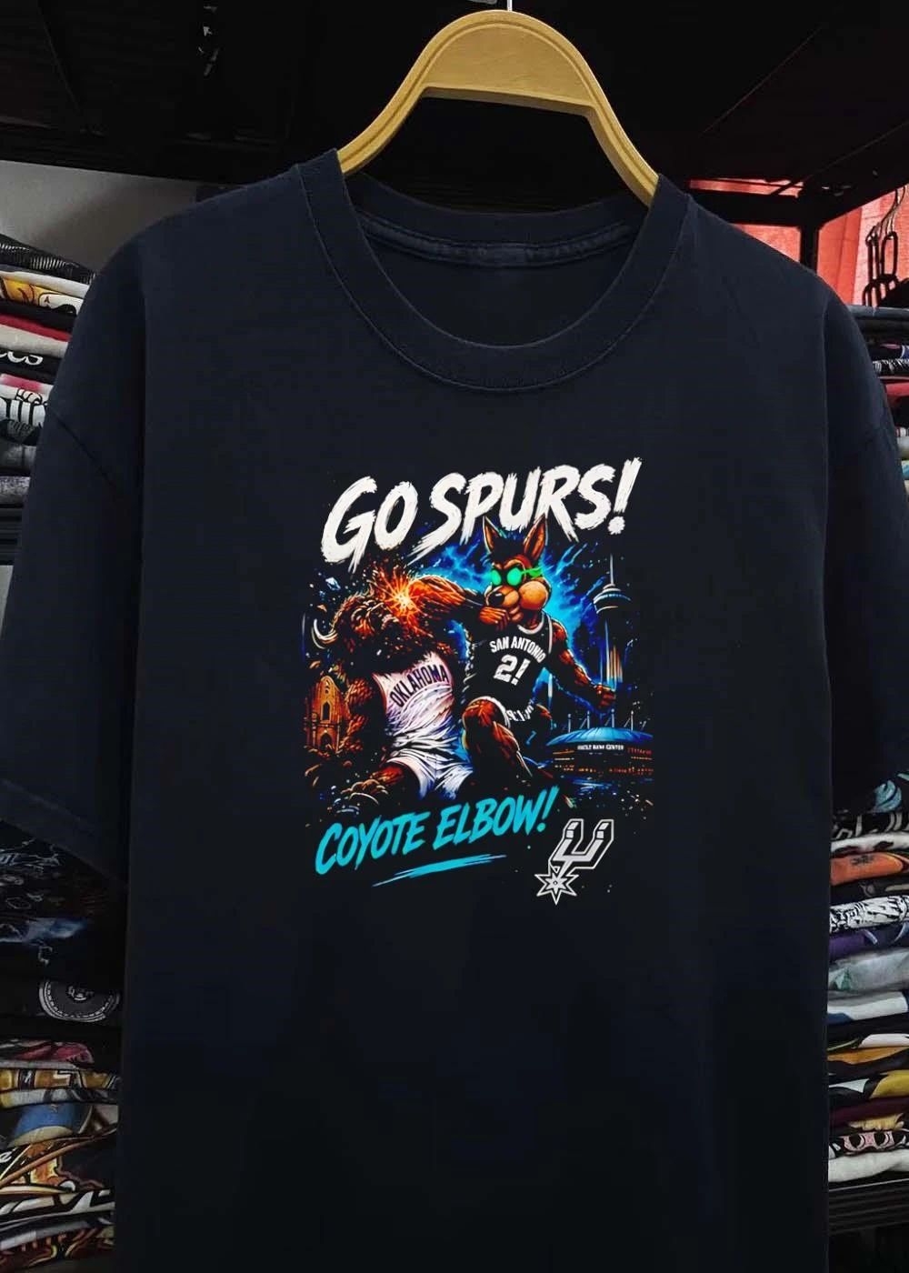 Spurs Coyote Mascot Elbowing Oklahoma Bison Go Spurs Coyote Elbow San Antonio T-Shirt