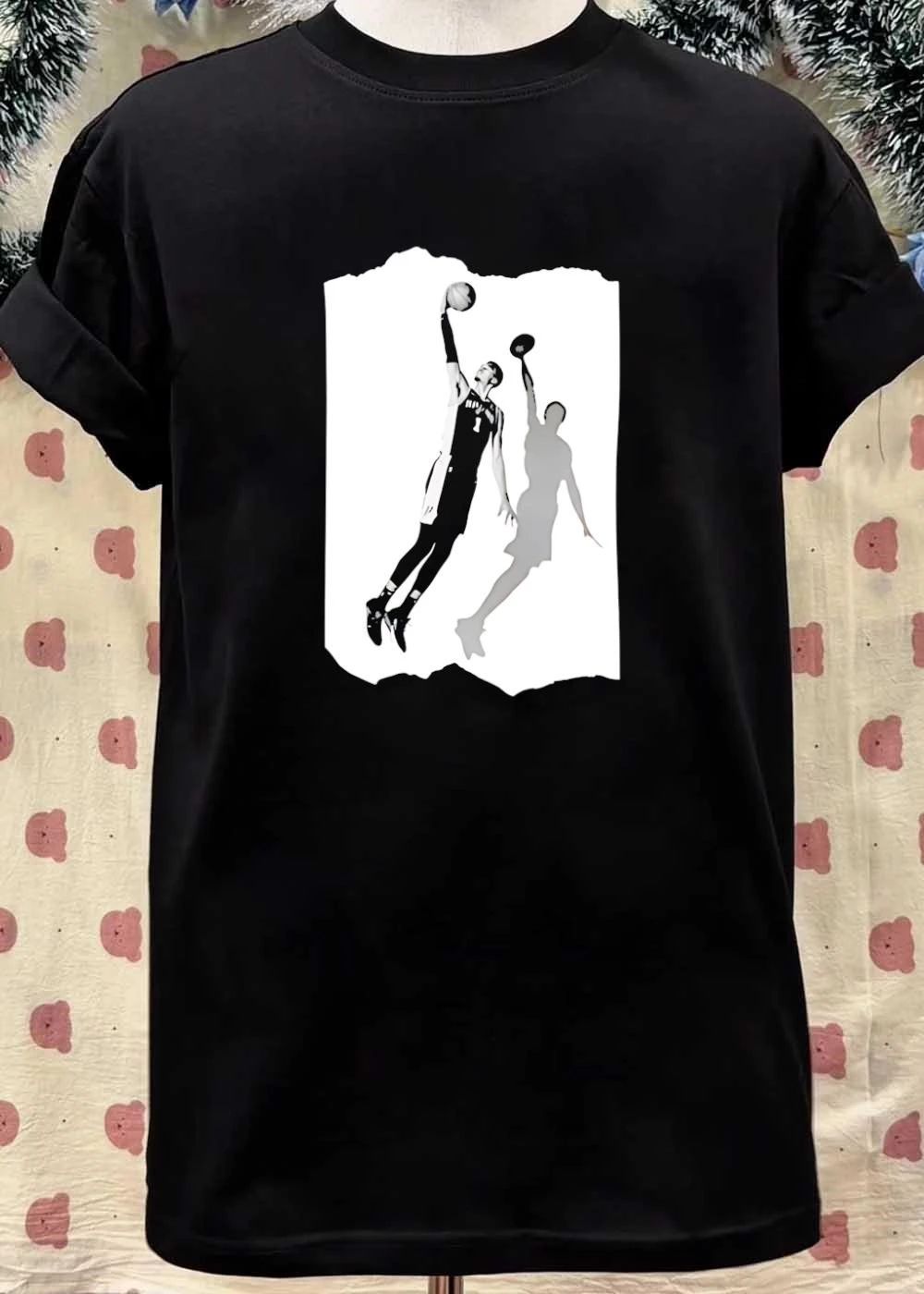 Spurs Victor Wembanyama Dunking 1 San Antonio Spurs T-Shirt